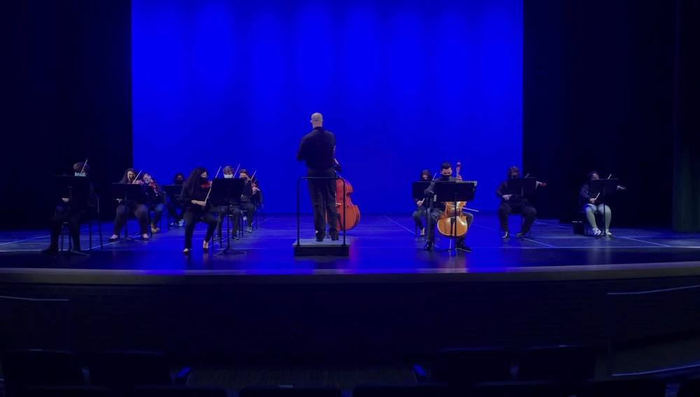 Mills Orchestra Holiday Concert
