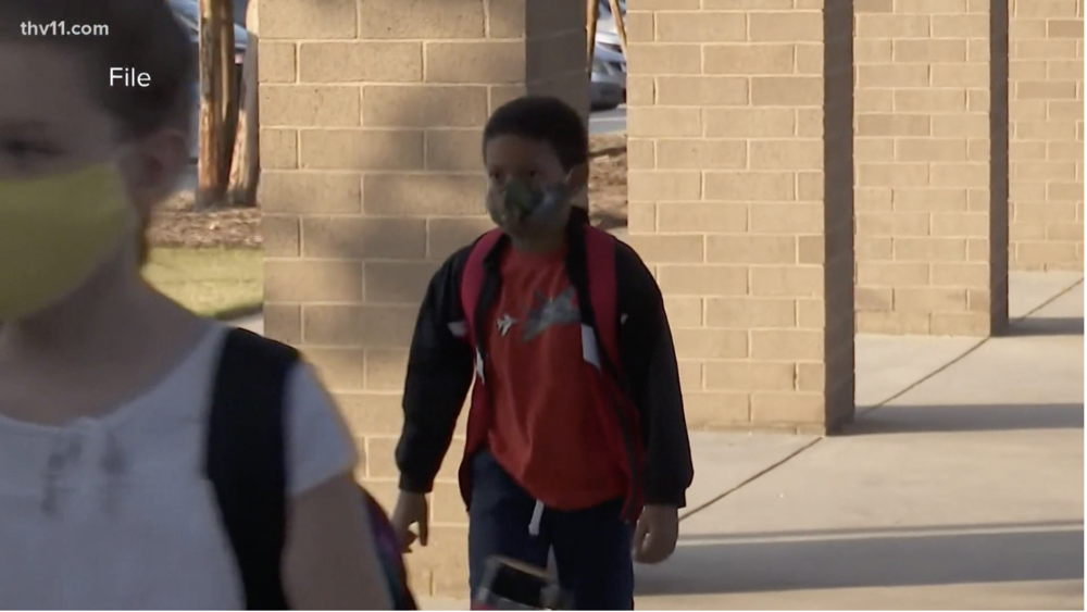 Some Arkansas students coming to class with dirty masks
