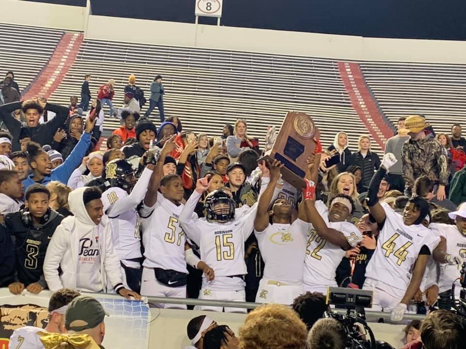 Robinson High School Wins 4A High School Football State Championship