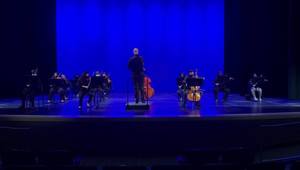 Mills Orchestra Holiday Concert