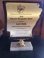 Mills Teacher Wins Agate Educator Recognition Award